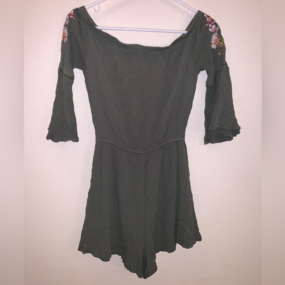 (M) Navy Green Love, Fire Off-the-Shoulder Romper